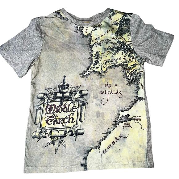 The Lord of The Rings Middle Earth graphic map  T-Shirt Youth size 8 - Picture 1 of 4
